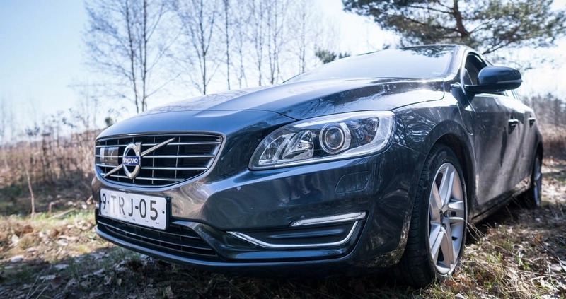 Volvo V60 cena 51800 przebieg: 351507, rok produkcji 2014 z Warszawa małe 631